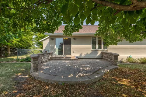 400 Genesis Ave, Marshall, MN 56258 photo 7