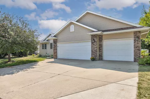 400 Genesis Ave, Marshall, MN 56258 photo 3