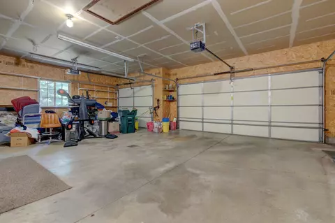 400 Genesis Ave, Marshall, MN 56258 photo 43