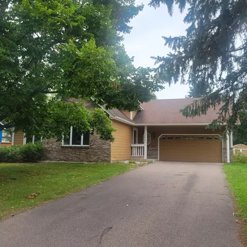 13200 Isanti St NE, Blaine, MN 55449