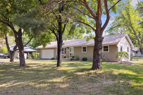 11620 Florida Ave N, Champlin, MN 55316