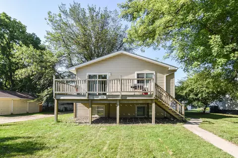 216 Pine St, Saint Peter, MN 56082 photo 2