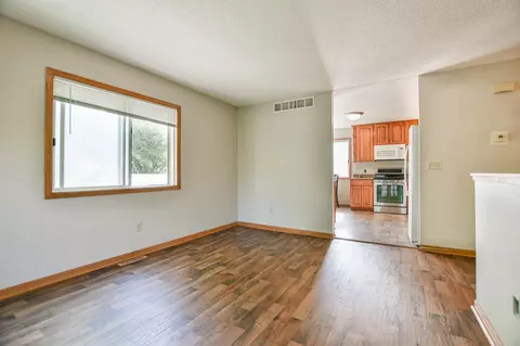 216 Pine St, Saint Peter, MN 56082 photo 7
