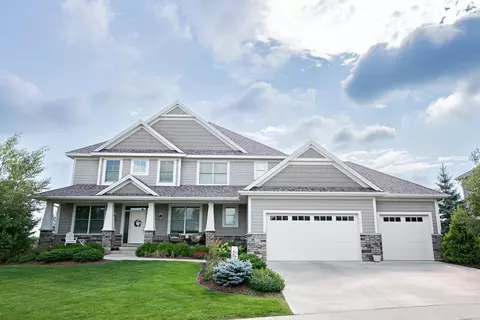 2333 Scenic Park Pl SW, Rochester, MN 55902