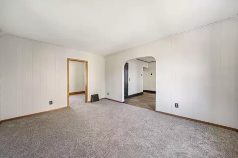 113 N E, Owatonna, MN 55060 photo 6