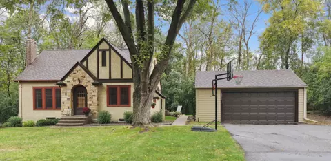 1810 Oakland Rd, Minnetonka, MN 55305