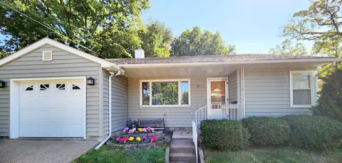 67 W Sarnia St, Winona, MN 55987