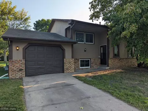 5727 84 12 Ave N, Brooklyn Park, MN 55443