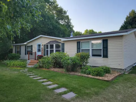 6244 150th Ave NE, Spicer, MN 56288