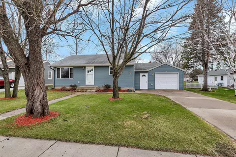 212 E Minnesota St, Saint Joseph, MN 56374
