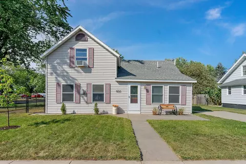 500 E Main St, Belle Plaine, MN 56011