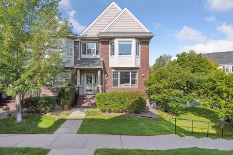 8066 Golden Valley Rd, Golden Valley, MN 55427