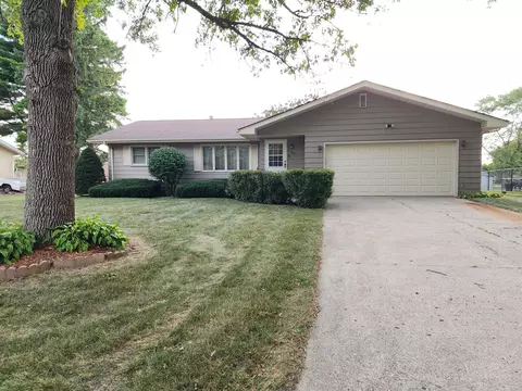 316 Hilltop Ave, Owatonna, MN 55060