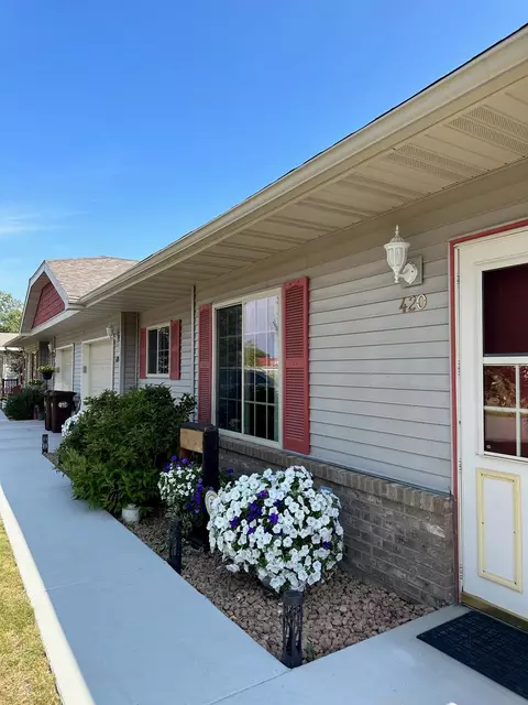 420 Maplewood Ct, Isle, MN 56342