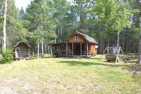 232 Barker Rd, Wrenshall, MN 55797