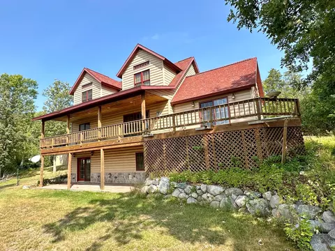 32683 Lilypad Landing Dr, Walker, MN 56484