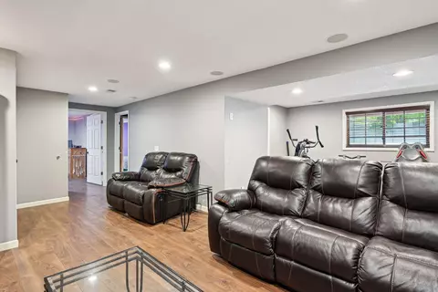 7041 Crest Dr, Maple Grove, MN 55311 photo 28