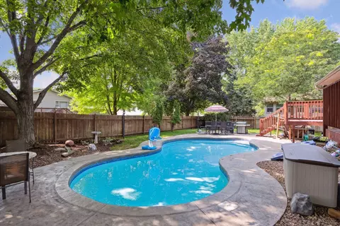 7041 Crest Dr, Maple Grove, MN 55311 photo 38