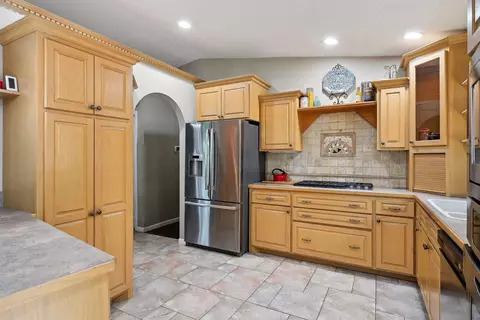 7041 Crest Dr, Maple Grove, MN 55311 photo 15