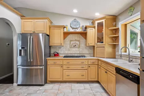 7041 Crest Dr, Maple Grove, MN 55311 photo 16