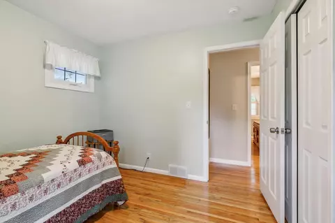 9042 Kell Cir, Bloomington, MN 55437 photo 20