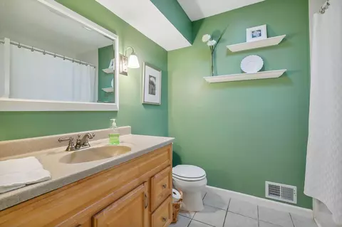 9042 Kell Cir, Bloomington, MN 55437 photo 24