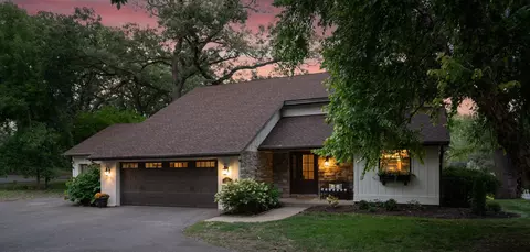 45 Willow Wood Dr, Tonka Bay, MN 55331