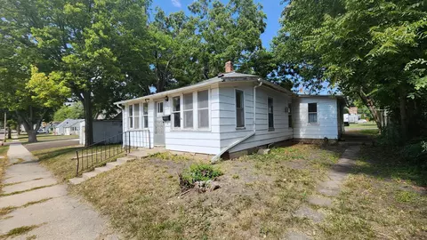 309 E Flynn St, Redwood Falls, MN 56283