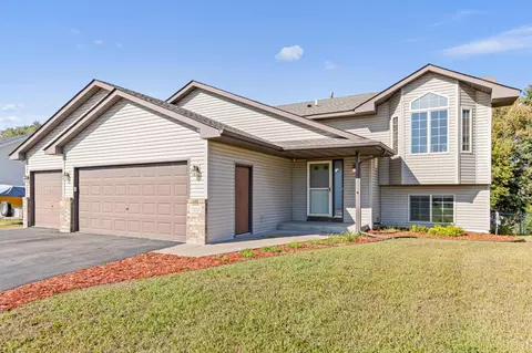 5355 Mitchell Ridge Dr, Big Lake, MN 55309