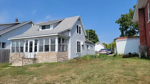 207 W Jefferson St, Spring Valley, MN 55975 photo 2
