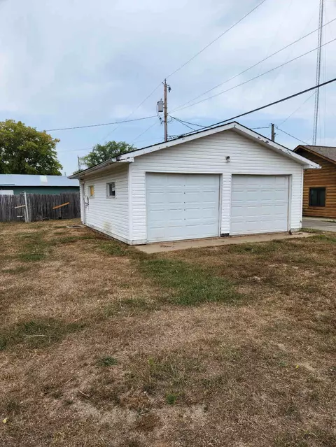611 2nd St E, Park Rapids, MN 56470 photo 13