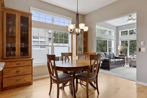 1515 Violet Ln, Eagan, MN 55122 photo 16