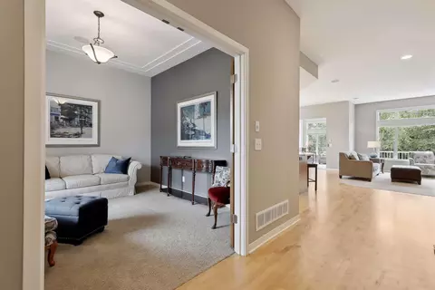 1515 Violet Ln, Eagan, MN 55122 photo 6