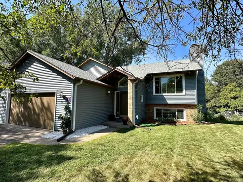 9810 Magnolia St NW, Coon Rapids, MN 55433