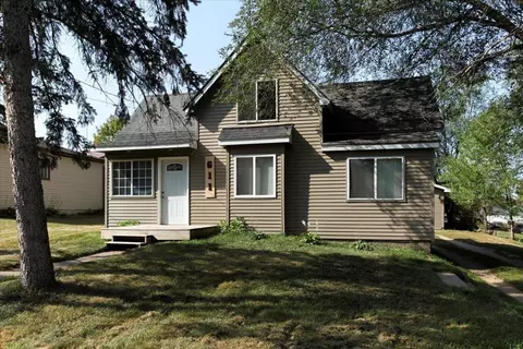 611 4th Ave E, Durand, WI 54736