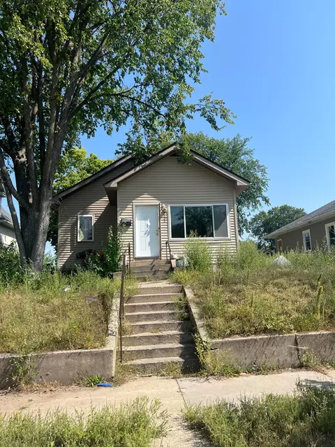 4025 Clinton Ave, Minneapolis, MN 55409