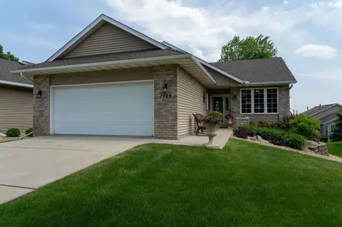 1769 Carleton Pl, Hastings, MN 55033