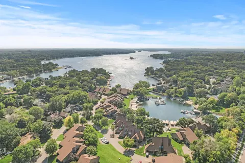 6503 Harbor Pl NE, Prior Lake, MN 55372