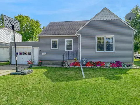 112 Maple St, Fairmont, MN 56031