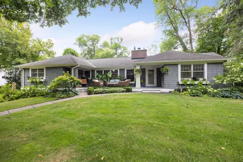 1430 La Salle St, Wayzata, MN 55391