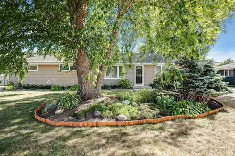 809 E 94th St, Bloomington, MN 55420 photo 32