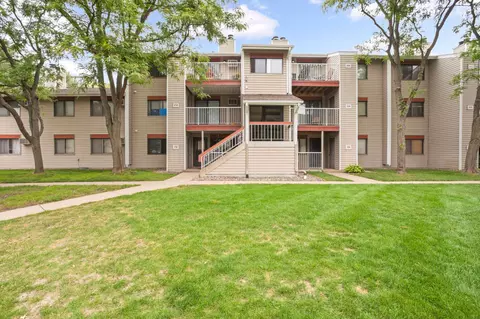 350 Shelard Pkwy #308, Saint Louis Park, MN 55426