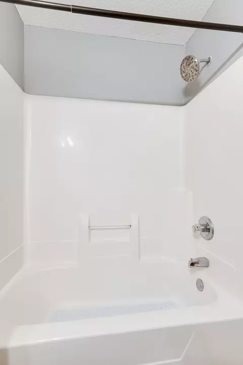 3804 Vermilion Ct S, Eagan, MN 55122 photo 27