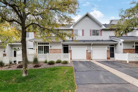 3804 Vermilion Ct S, Eagan, MN 55122