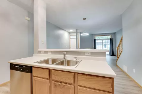 3804 Vermilion Ct S, Eagan, MN 55122 photo 13