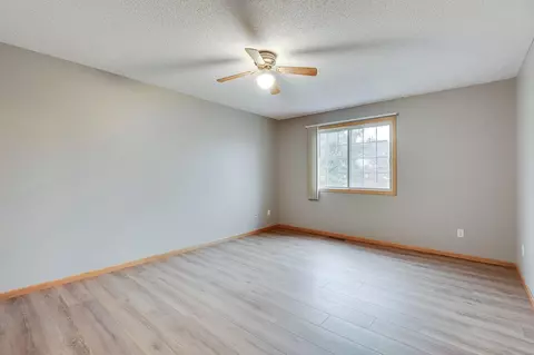 3804 Vermilion Ct S, Eagan, MN 55122 photo 21