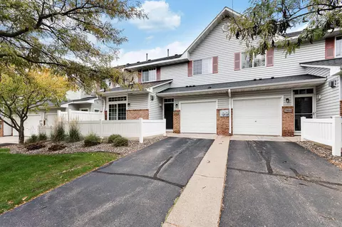 3804 Vermilion Ct S, Eagan, MN 55122 photo 31