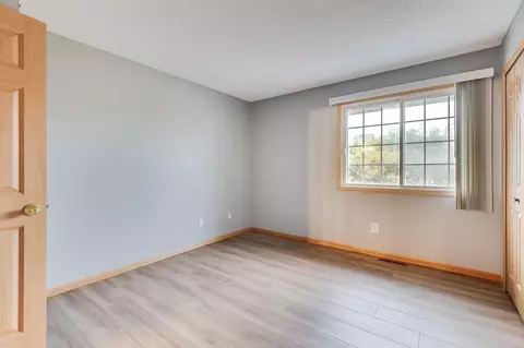 3804 Vermilion Ct S, Eagan, MN 55122 photo 24