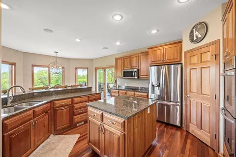 2940 Becker Rd, Independence, MN 55359 photo 3