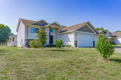581 Park St E, New Germany, MN 55367